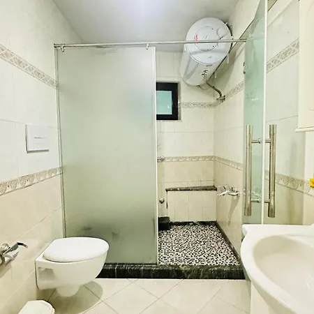 Cozy Loft For Groups 24,7selfcheckin Tirana