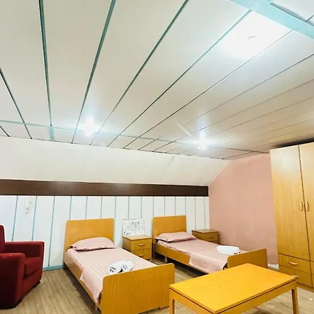 Cozy Loft For Groups 24,7selfcheckin Tirana